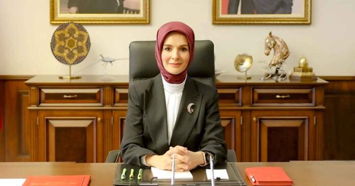 Bakan Mahinur Özdemir Göktaş: Evde Bakım Yardımı ödemeleri hesaplara yatırılmaya başlandı