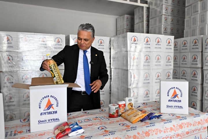 Muratpaşa Belediyesi Ramazan’da Hanelere Yönelik Sosyal Destek Programı Uyguluyor