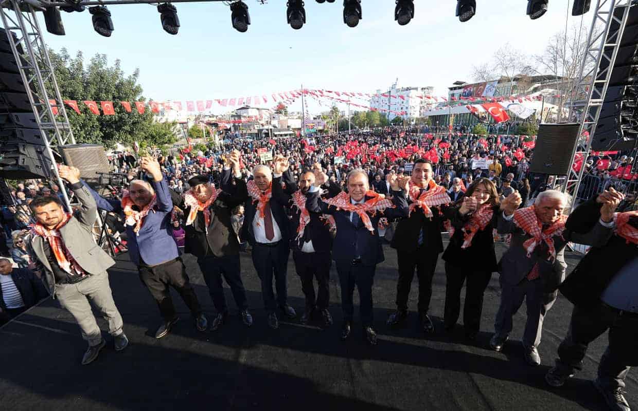 Kadirli'de Güneş Enerjisi Santrali ve Asfalt Plenti Törenle Hizmete Açıldı