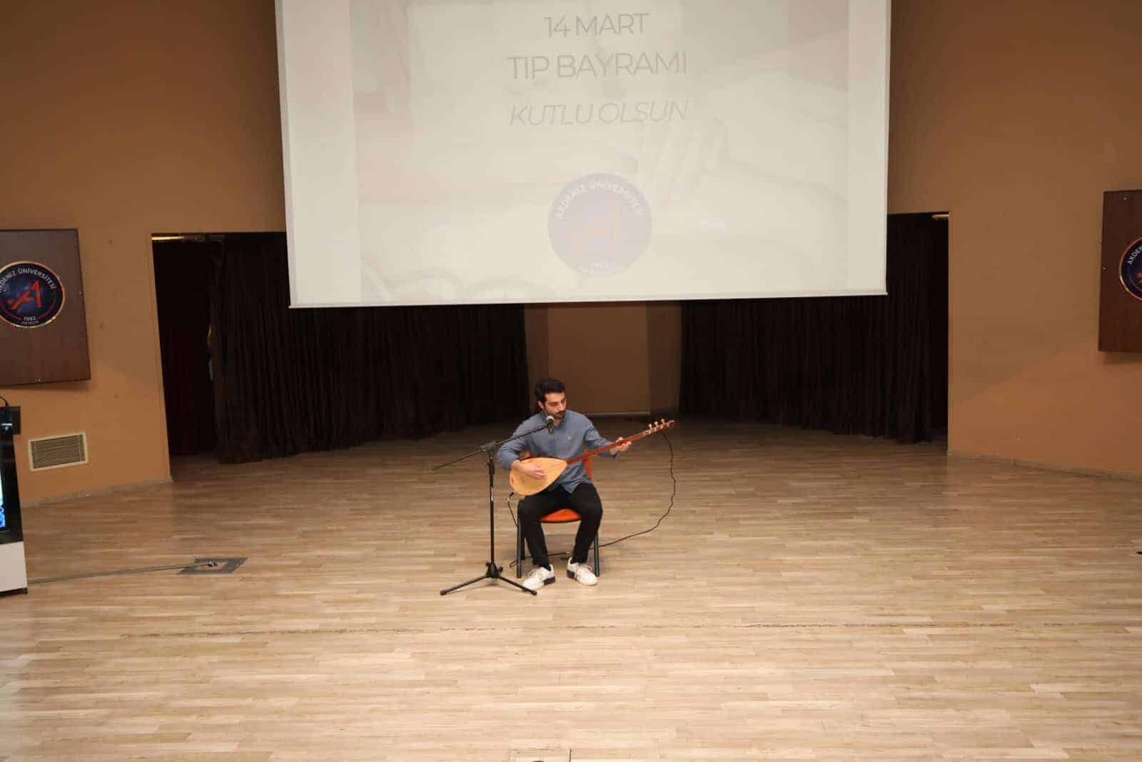 Akdeniz Üniversitesi'nde 14 Mart Tıp Bayramı Bilim, Dayanışma ve Meslek Onuruyla Kutlandı