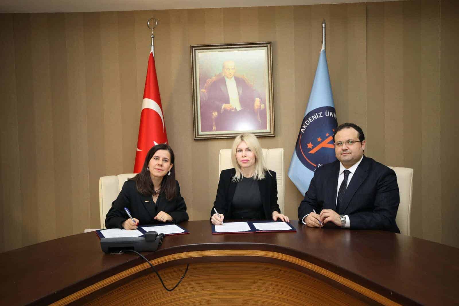 Antalya Teknokent ve Yapı Kredi Bankası’ndan Girişimcilere Finansal Destek İçin Protokol