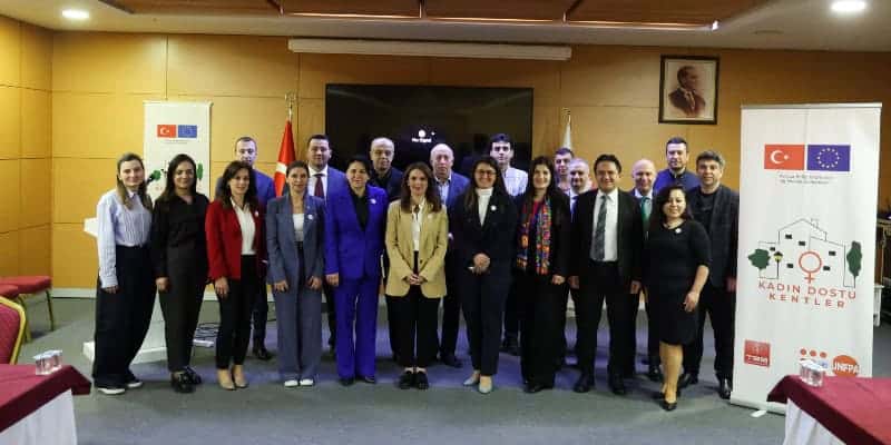 Antalya Büyükşehir Belediyesi’nde Kadın Dostu Kentler Programı Kapsamında Bilgilendirme Toplantısı Düzenlendi