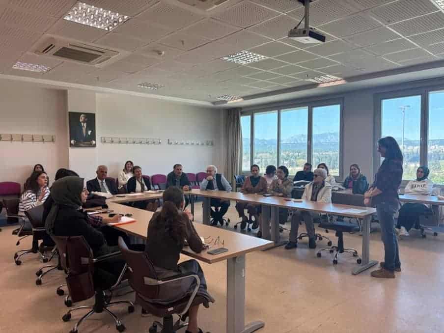 Akdeniz Üniversitesi Eğitim Fakültesi’nde Q Metodolojisi Odaklı AGEK Eğitimi Gerçekleştirildi