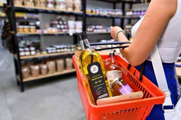 Antalya’da Kadın Kooperatifleri Ürün Satış Mağazası Yerel Ekonomiye 630 Bin Lira Destek Sağladı