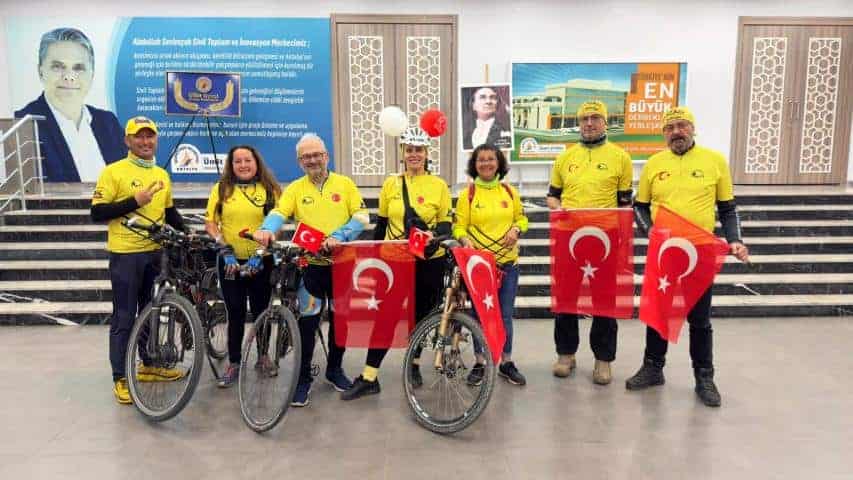 Muratpaşa Belediyesi ASSİM’den 23 Nisan’da Bisikletle Bayram Kutlaması