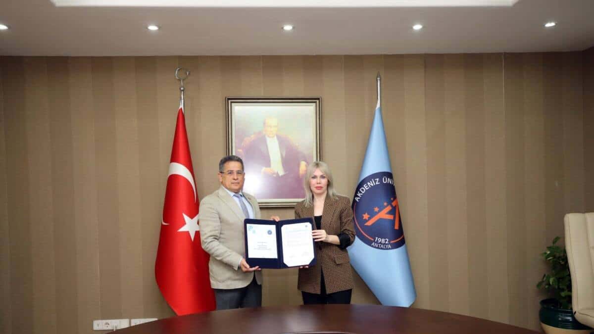 Akdeniz Üniversitesi ve Göynük Fen Lisesi Arasında 4 Yıllık Eğitimde İş Birliği Başladı