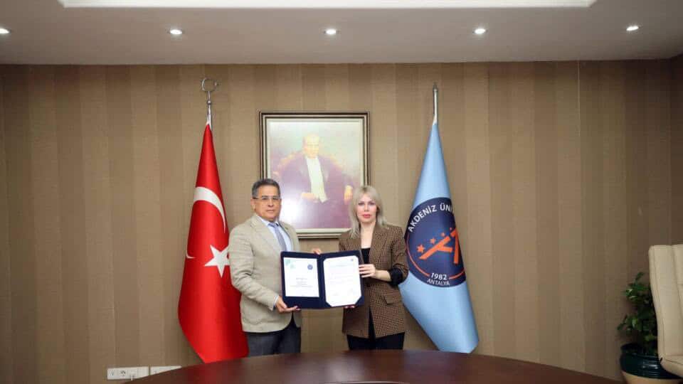 Akdeniz Üniversitesi ve Göynük Fen Lisesi Arasında 4 Yıllık Eğitimde İş Birliği Başladı