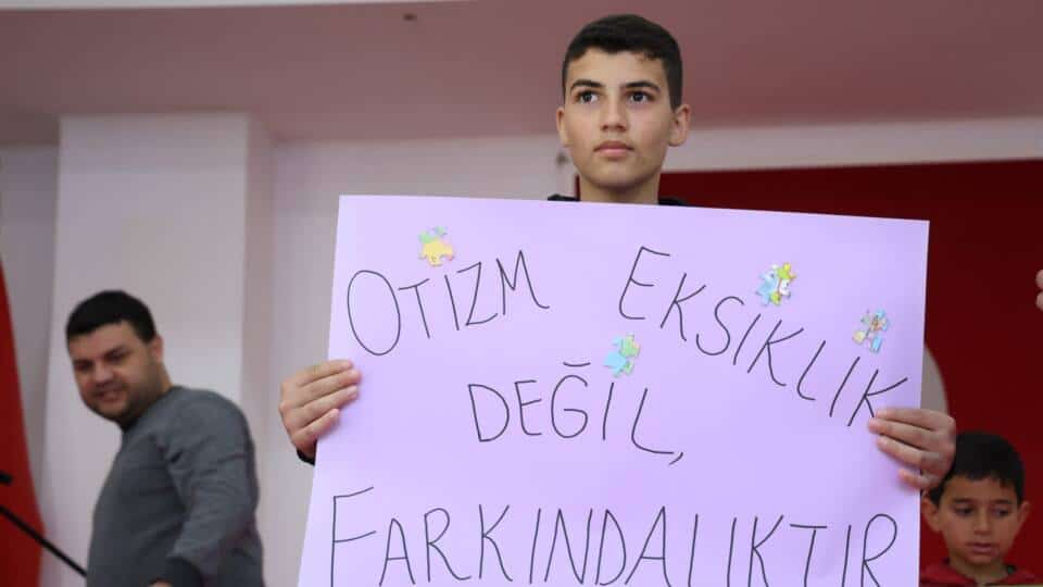 Antalya Büyükşehir Belediyesi'nden Otizm Farkındalık Gününde Özel Bireyler İçin Etkinlikler