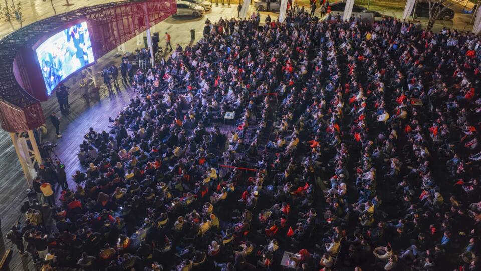 Antalya'da Milli Takımın Dünya Kupası'na Yükselişi Büyük Coşkuyla Kutlandı