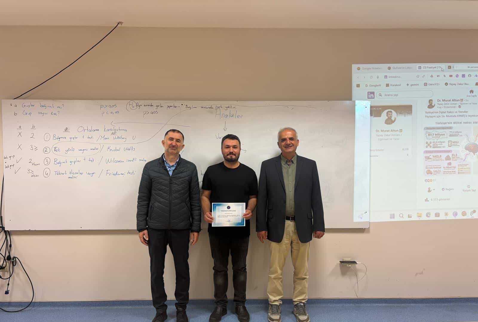 Akdeniz Üniversitesi’nde Öğretmen Adaylarına Yapay Zeka Odaklı Eğitim Düzenlendi