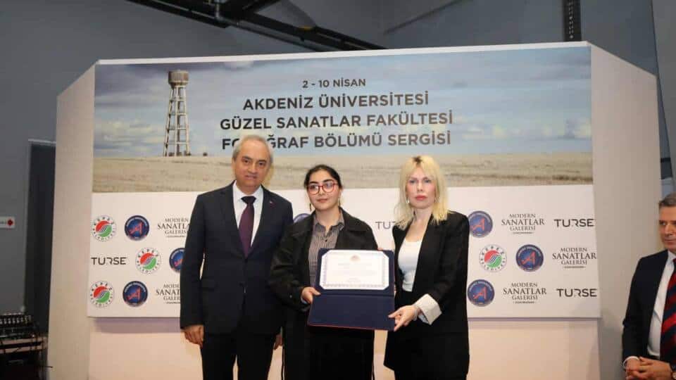 Akdeniz Üniversitesi Fotoğraf Bölümü Öğrencilerinden Ormana Köyü ve Modern Sanatlar Galerisi’nde Sergi