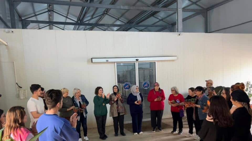 Akdeniz Üniversitesi'nden Kanserle Mücadelede Kadınlara Doğa Temelli Destek Projesi