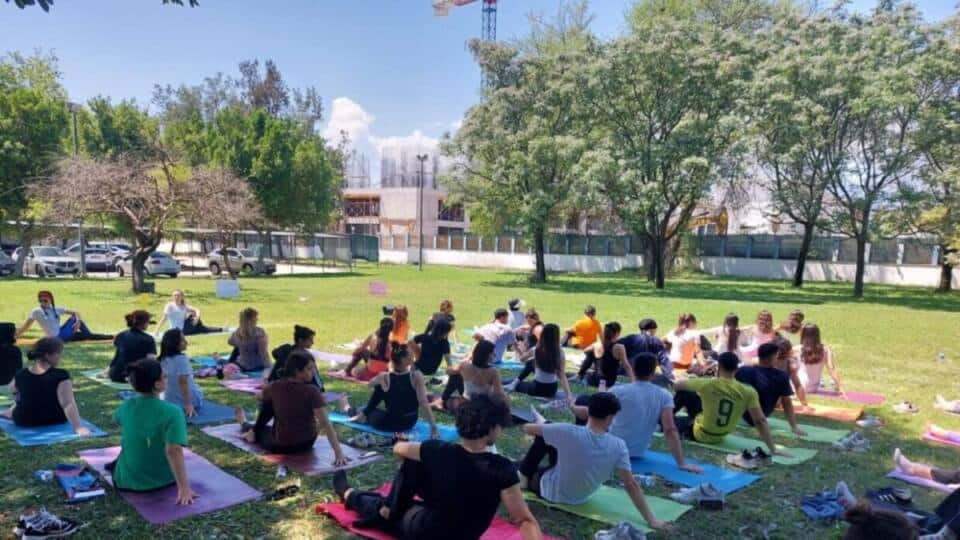 Akdeniz Üniversitesi’nde Nörogelişimsel Yoga ve Pilates ile Sağlıklı Yaşam Farkındalığı Artırıldı